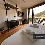 Black Summit Boutique Appartement
