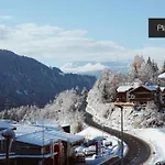 Black Summit Boutique Laax