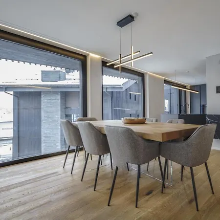 Black Summit Boutique Appartement *
