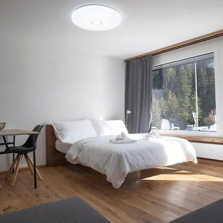Black Summit Boutique Apartment *