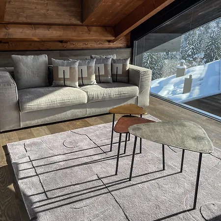 Black Summit Boutique Appartement