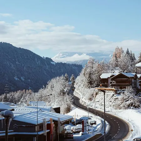Black Summit Boutique Apartment Laax