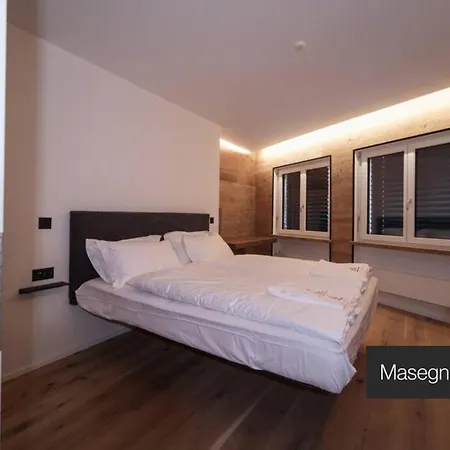 Black Summit Boutique Apartamento Laax