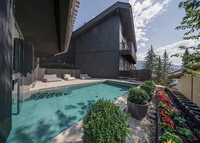 Black Summit Boutique * לאקס