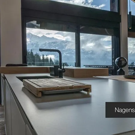 Black Summit Boutique *