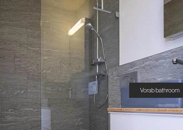 Black Summit Boutique