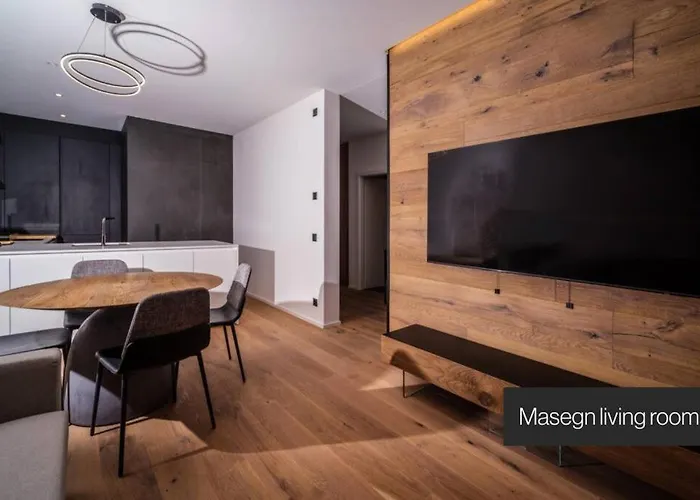 Black Summit Boutique Appartement *